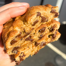 Load image into Gallery viewer, Banana Choc Chip Cookie (Limited Edition)
